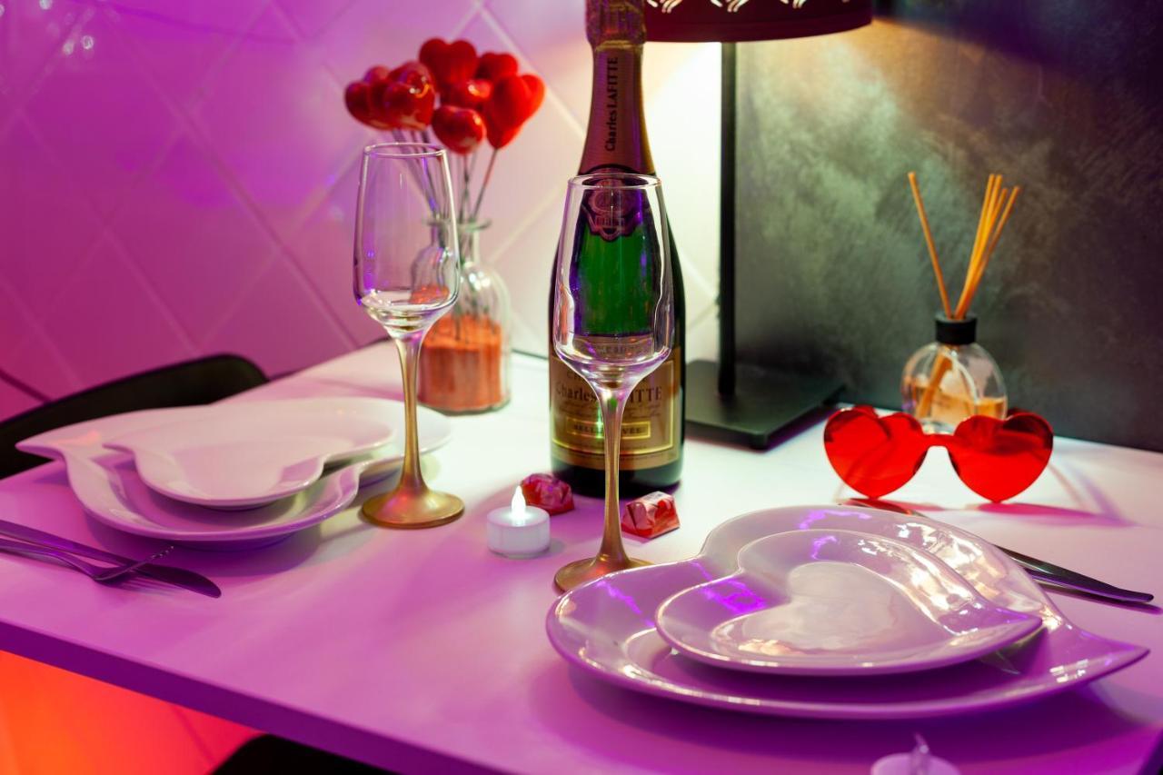 Love Room Avec Balneo Τουλόν Εξωτερικό φωτογραφία