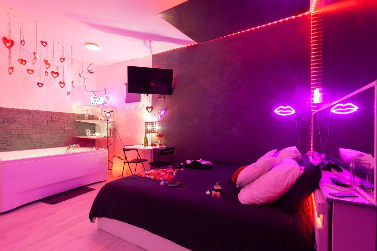 Love Room Avec Balneo Τουλόν Εξωτερικό φωτογραφία