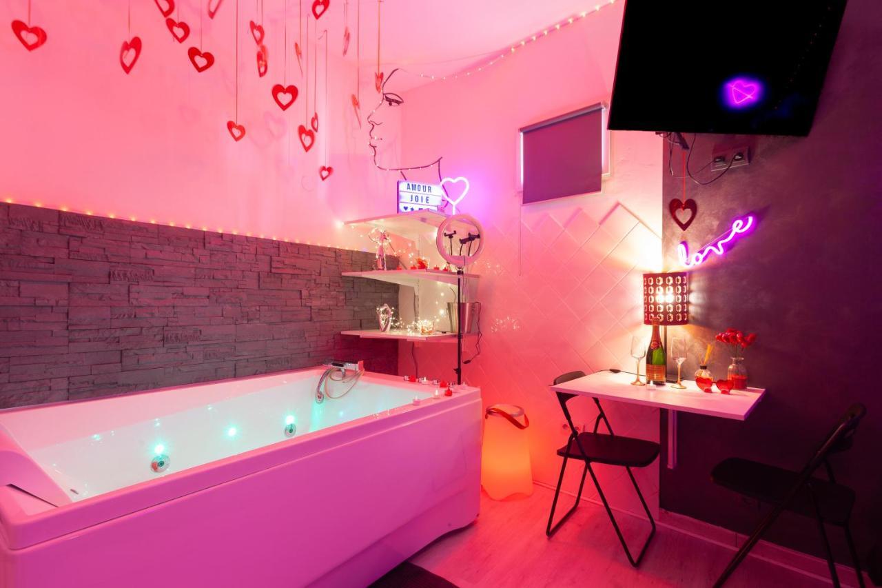 Love Room Avec Balneo Τουλόν Εξωτερικό φωτογραφία